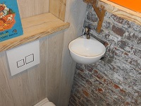 WiCi Mini, kleines Handwaschbecken für Gäste WC - Herr und Frau B (Frankreich - 64) - 4 auf 4 (nachher)